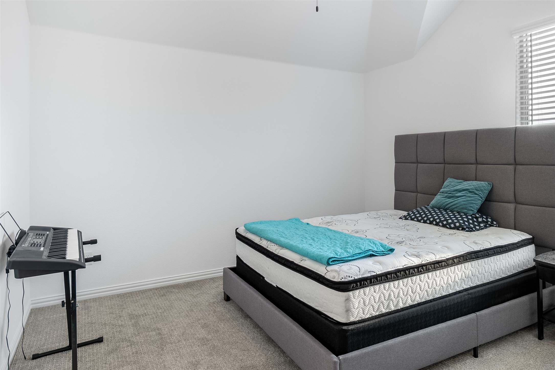 300 Foxglove Hill Argyle TX 76226