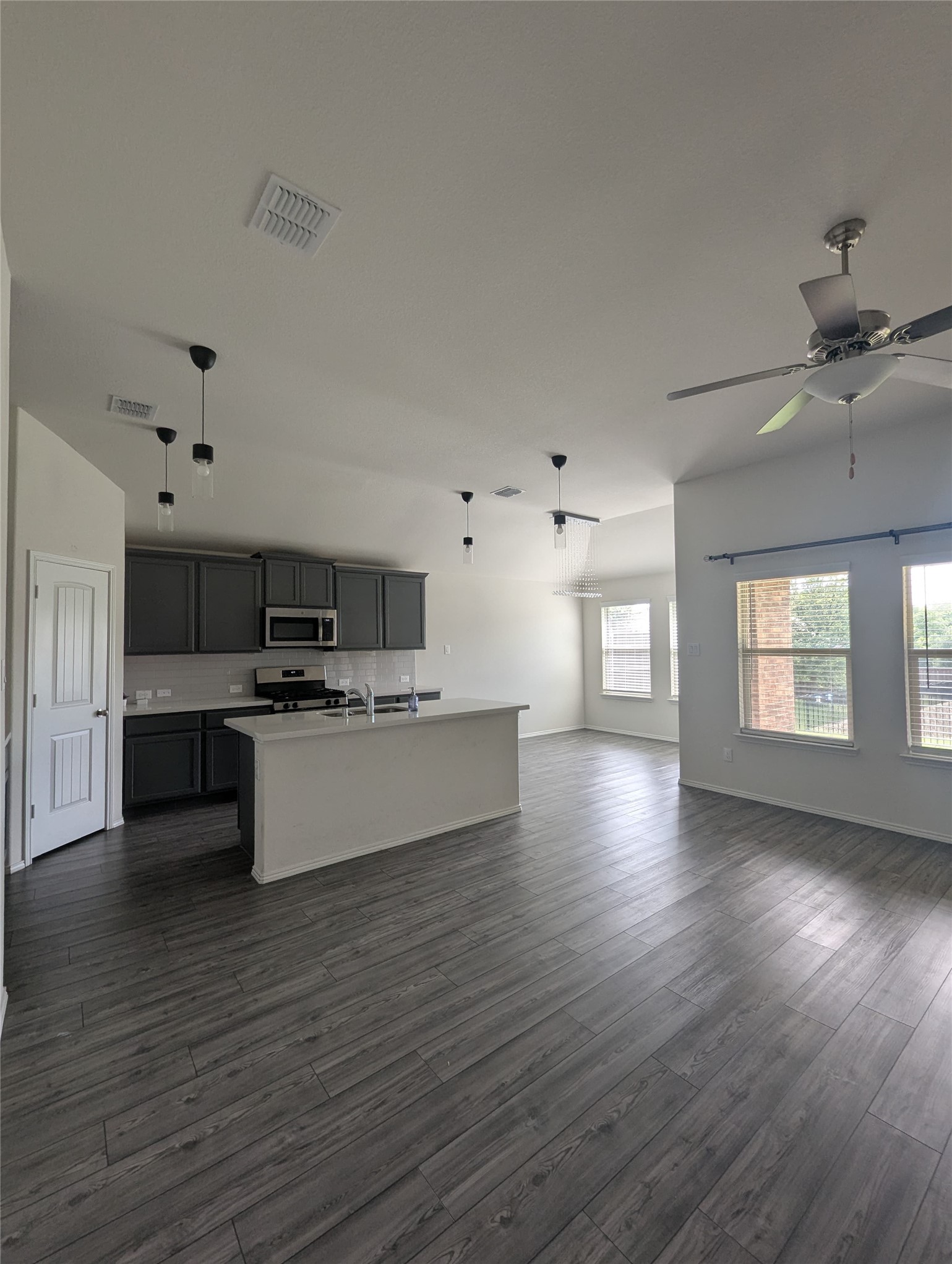 1740 Alamandine Avenue Cross Roads TX 76227