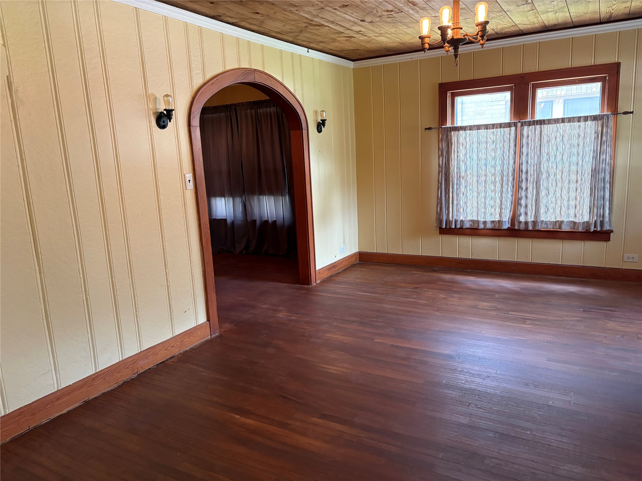 828 W Gandy Street Denison TX 75020