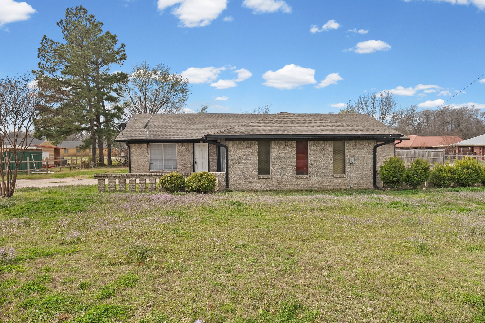 706 S Manson Street Wolfe City TX 75496