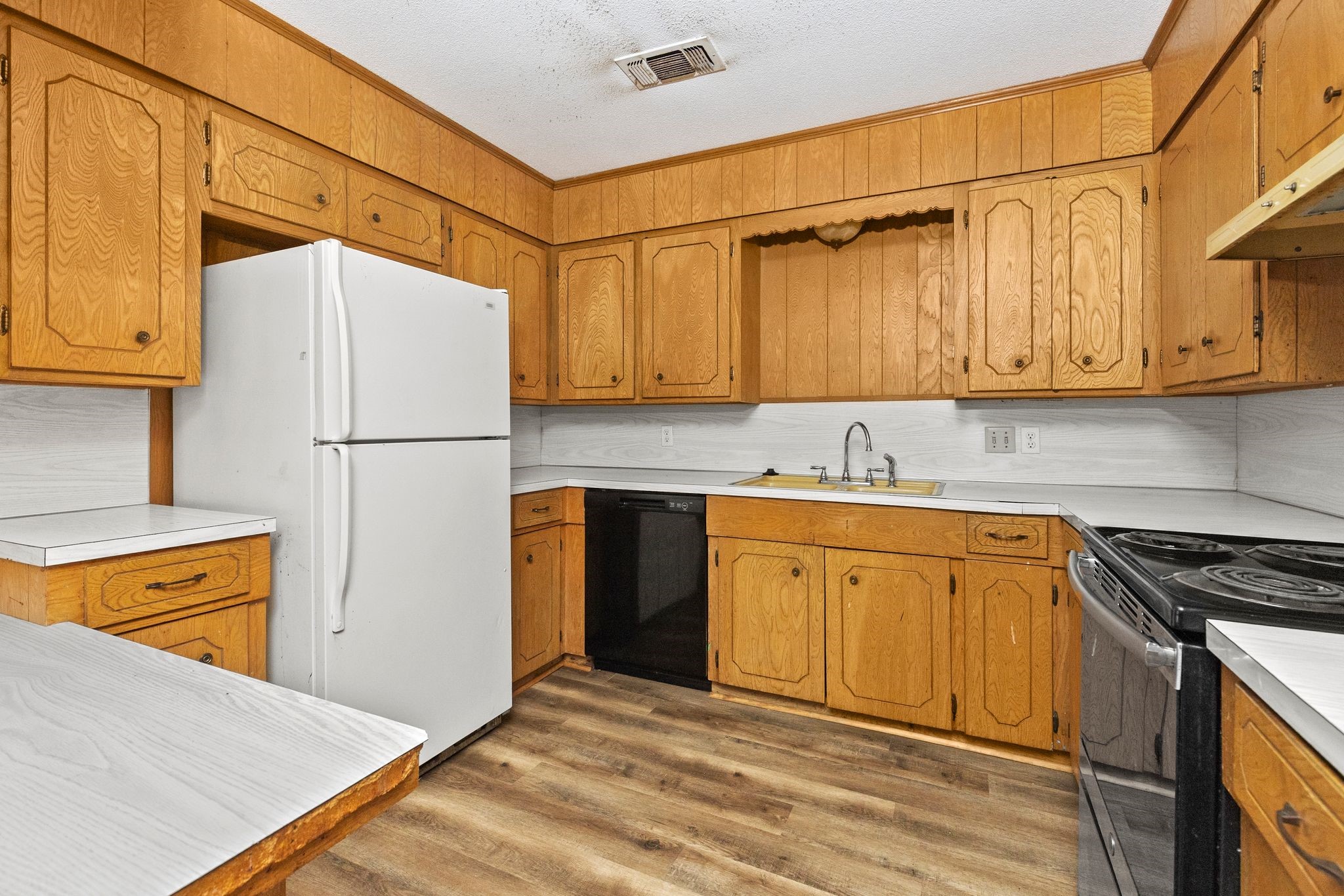 706 S Manson Street Wolfe City TX 75496