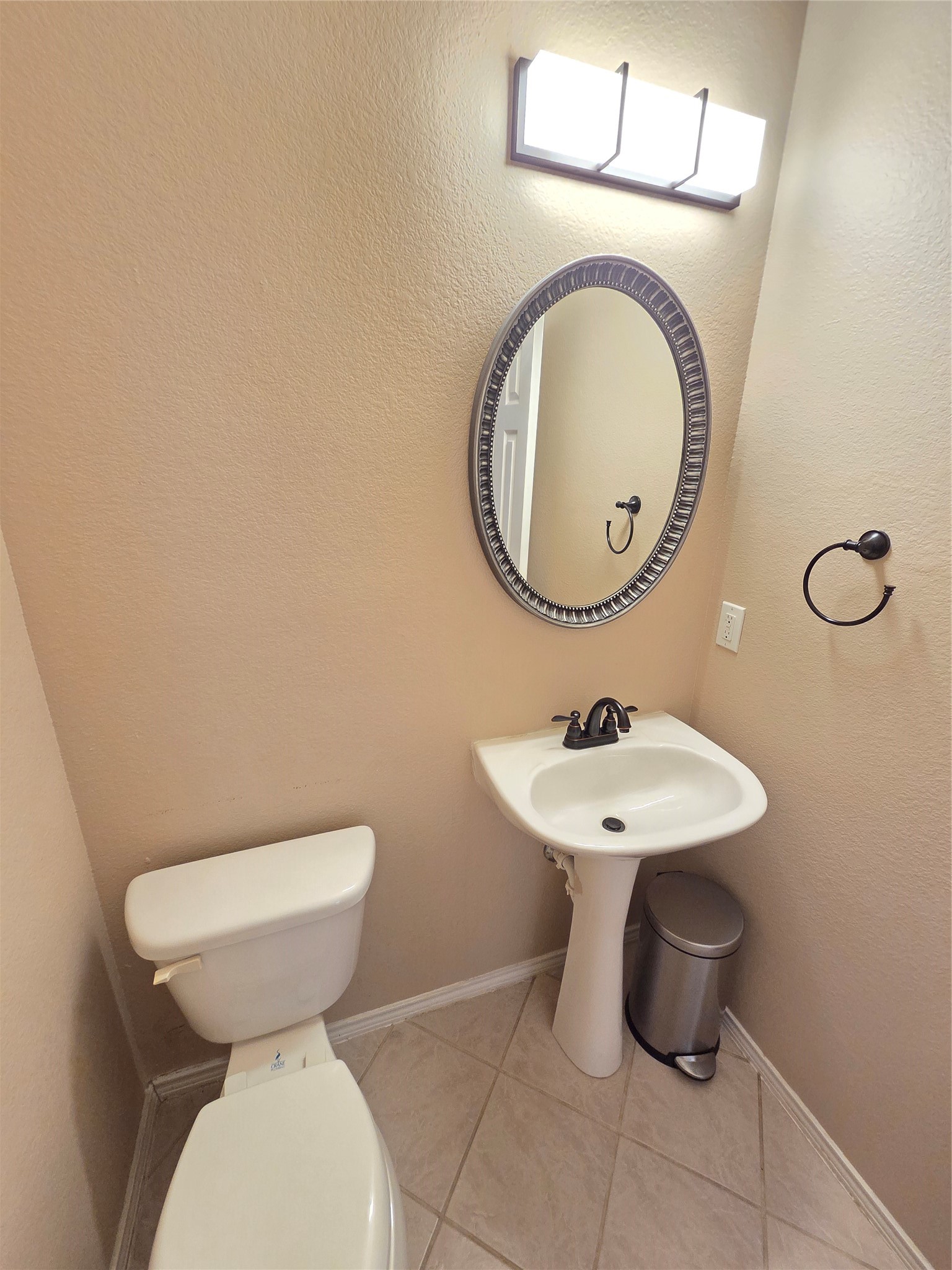 625 Manchester Drive Mansfield TX 76063