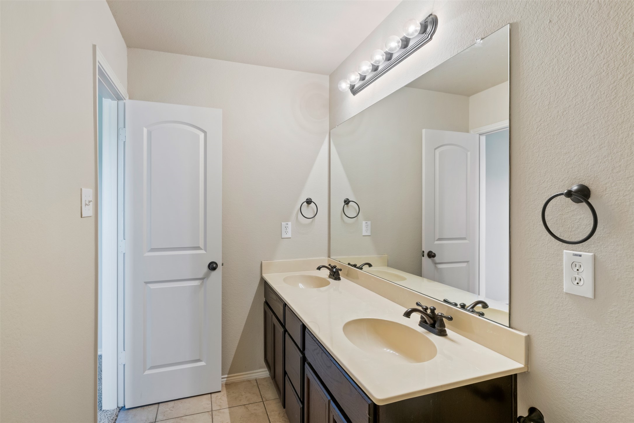 339 Orbit Drive Lavon TX 75166