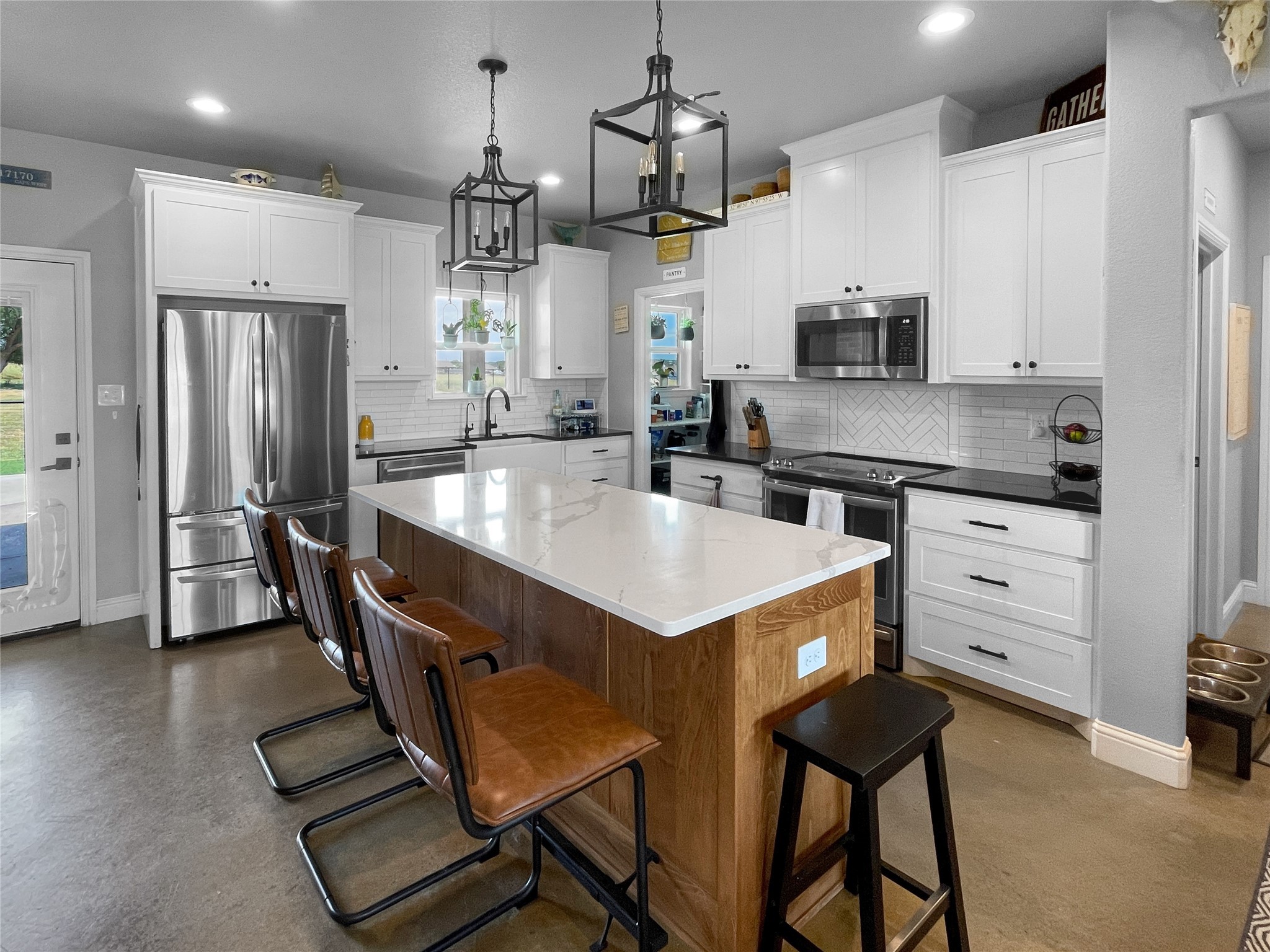 1011 Young Bend Road Brock TX 76087
