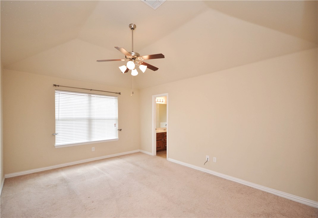 112 Oregon Trail Waxahachie TX 75167