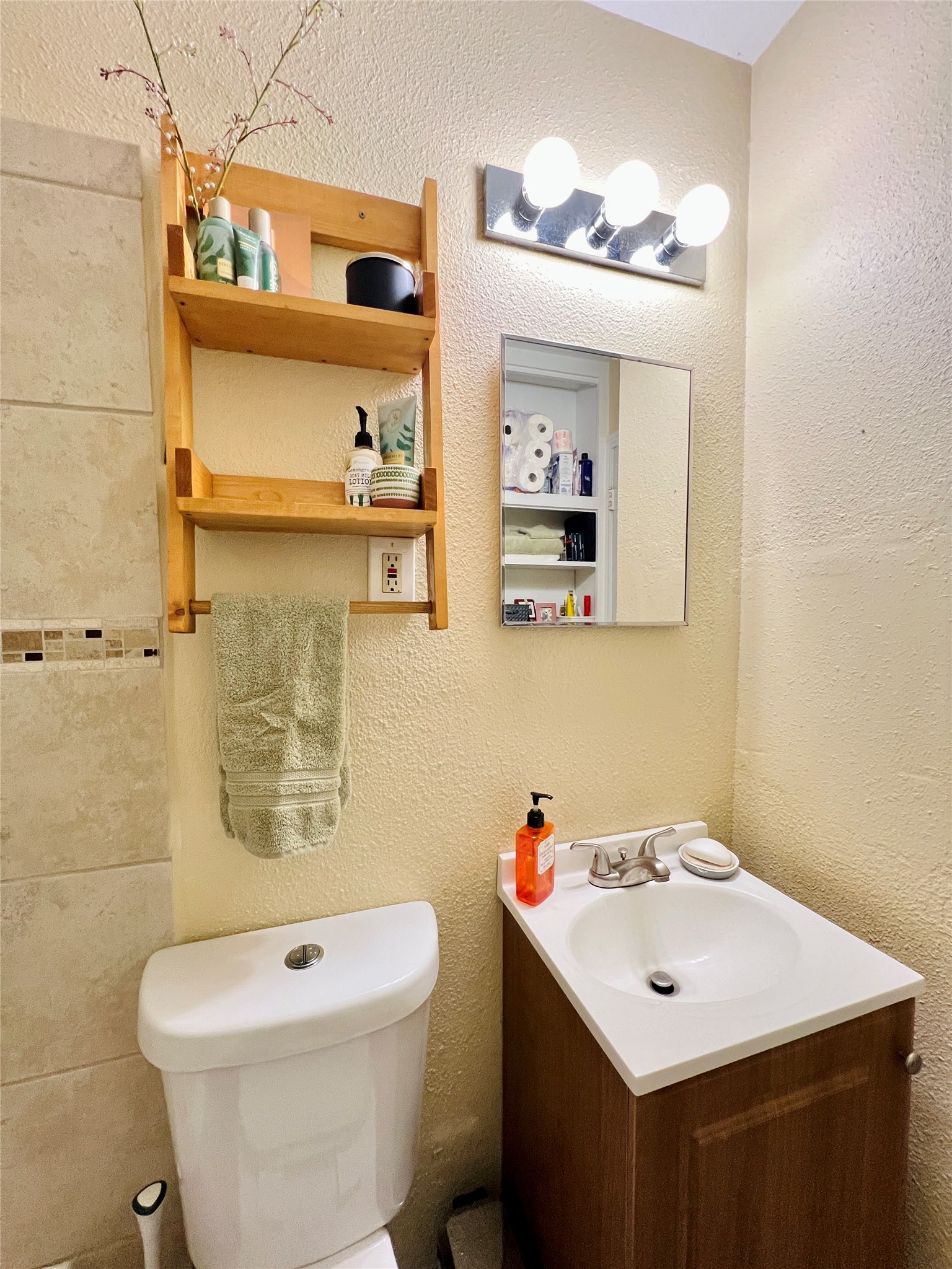 310 W 15th Street Irving TX 75060