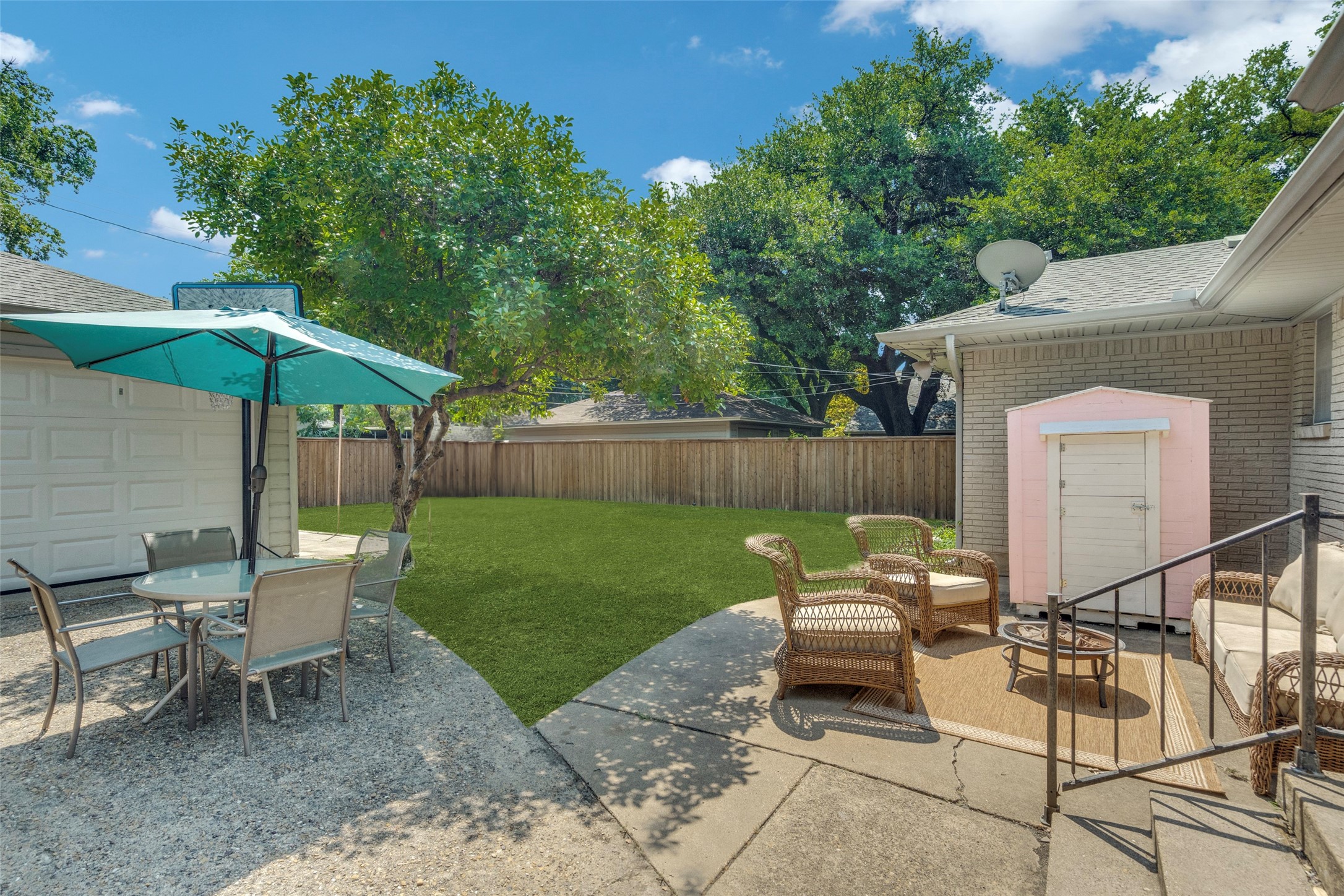 9222 Livenshire Drive Dallas TX 75238