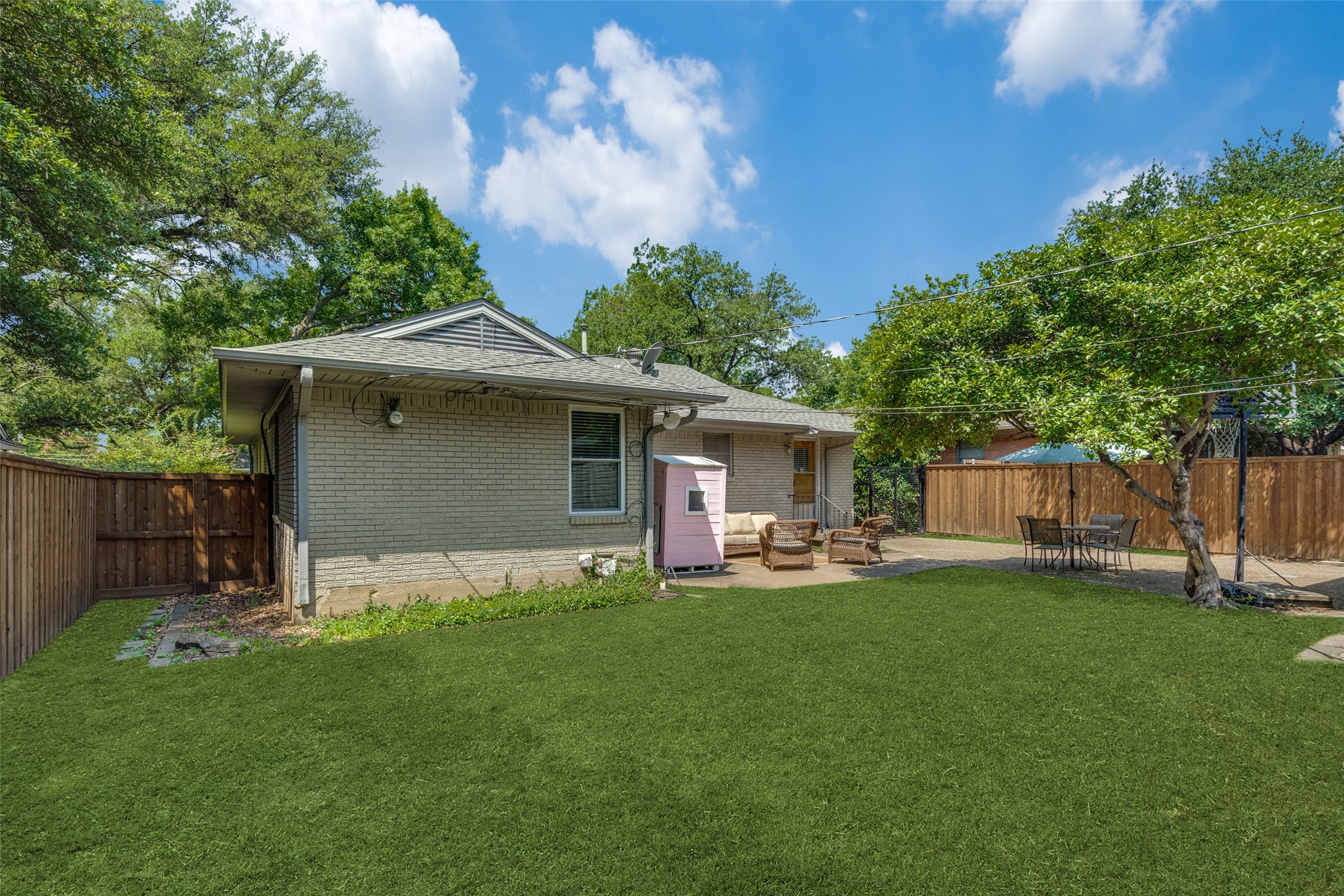 9222 Livenshire Drive Dallas TX 75238
