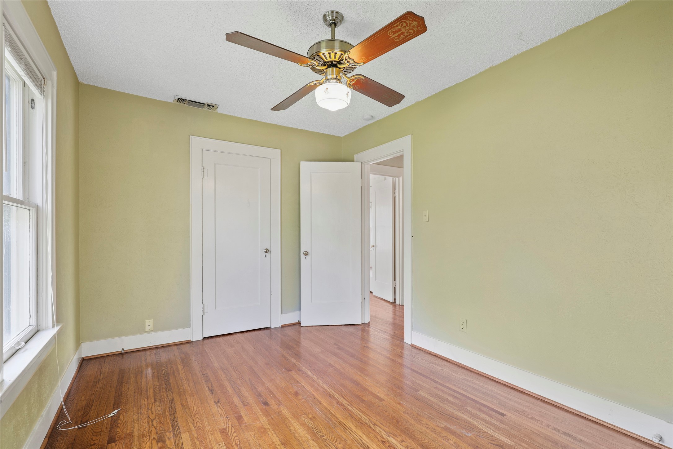 2625 S University Drive Fort Worth TX 76109