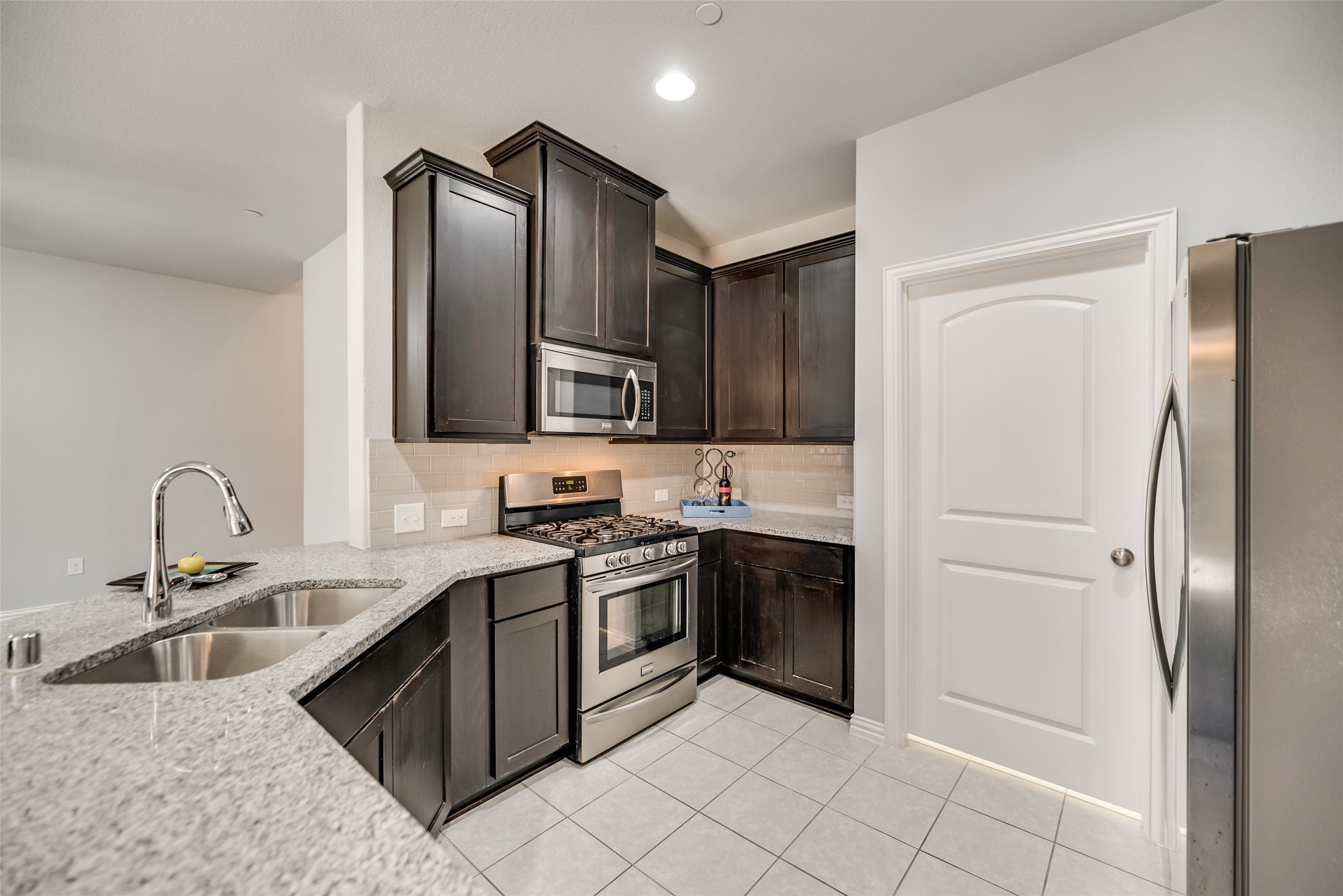 916 Brookville Court Plano TX 75074