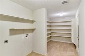 8107 Young Court Arlington TX 76002