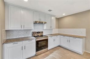 8107 Young Court Arlington TX 76002