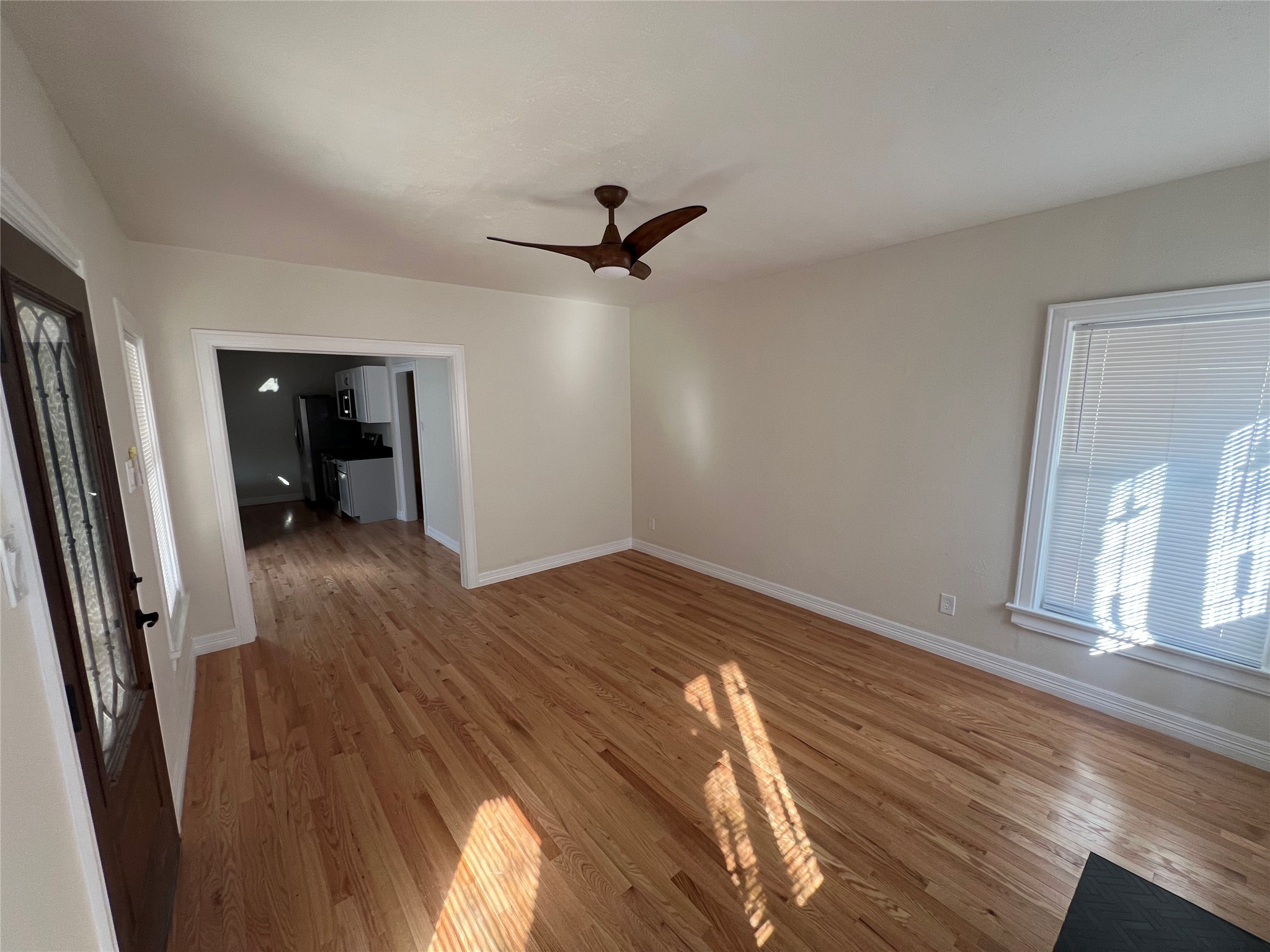 5117 Mission Avenue Dallas TX 75206