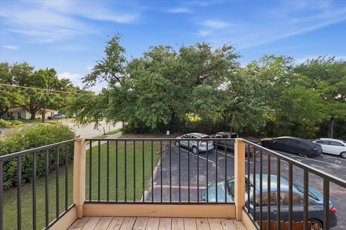 133 N Bailey Avenue Fort Worth TX 76107