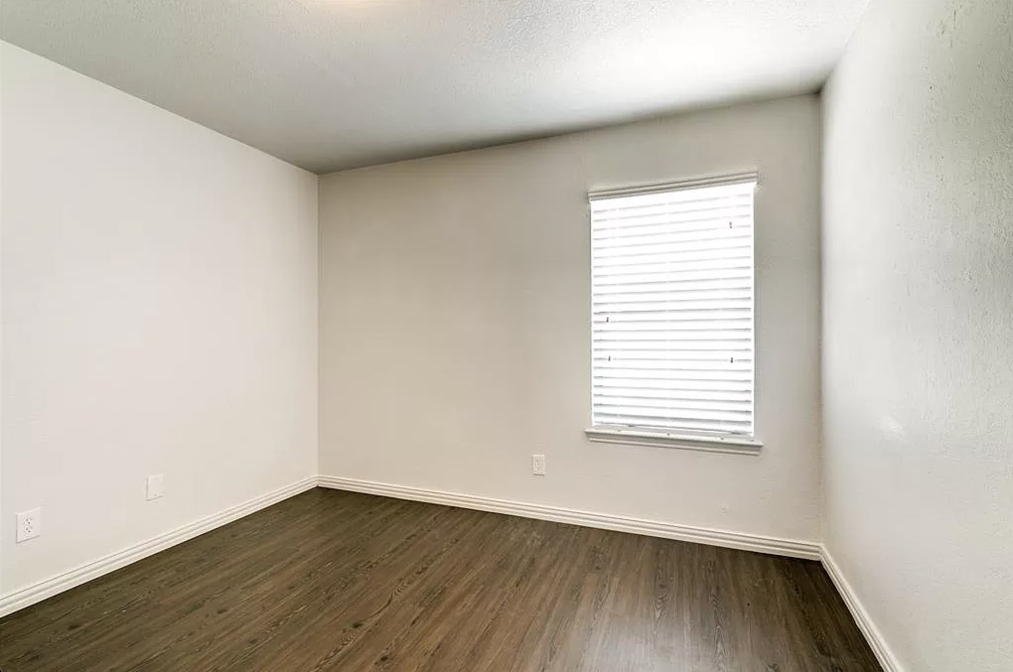 2708 Livingston Avenue Fort Worth TX 76110