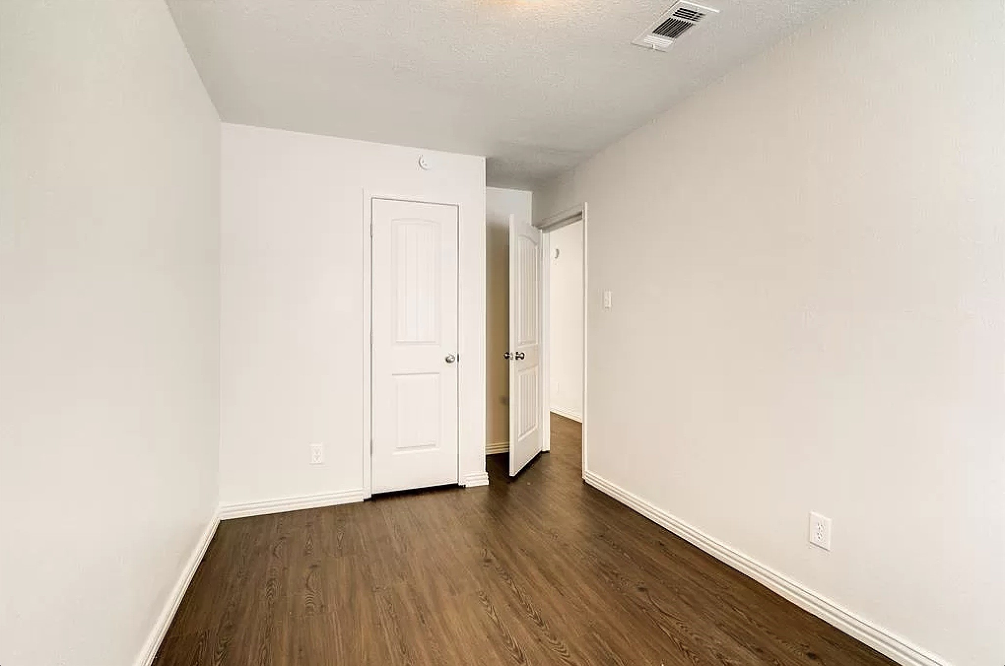 2708 Livingston Avenue Fort Worth TX 76110