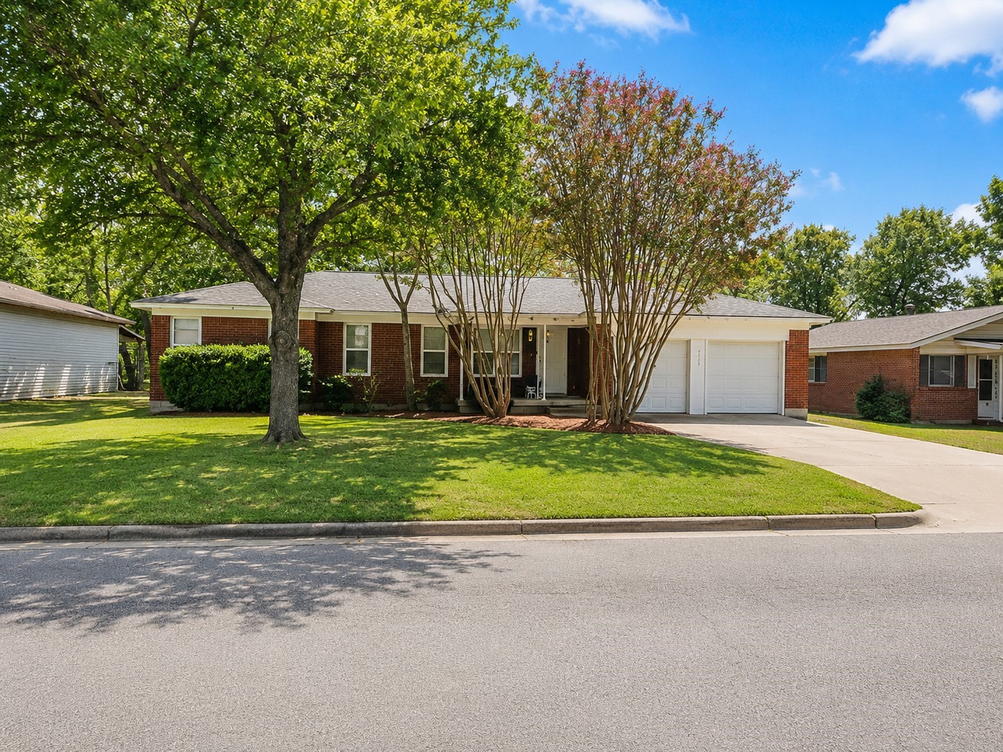 5016 Sabelle Lane Haltom City TX 76117