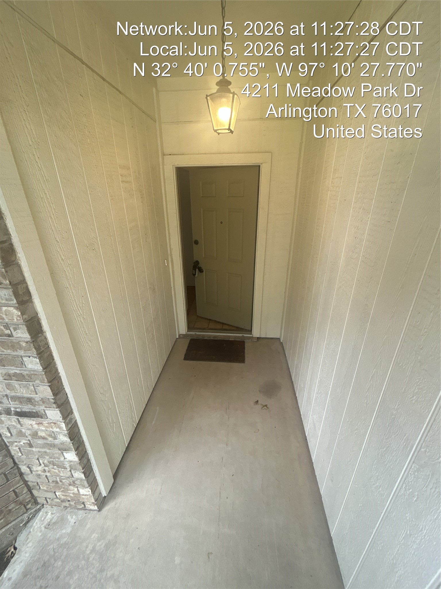 4211 Meadow Park Drive Arlington TX 76017