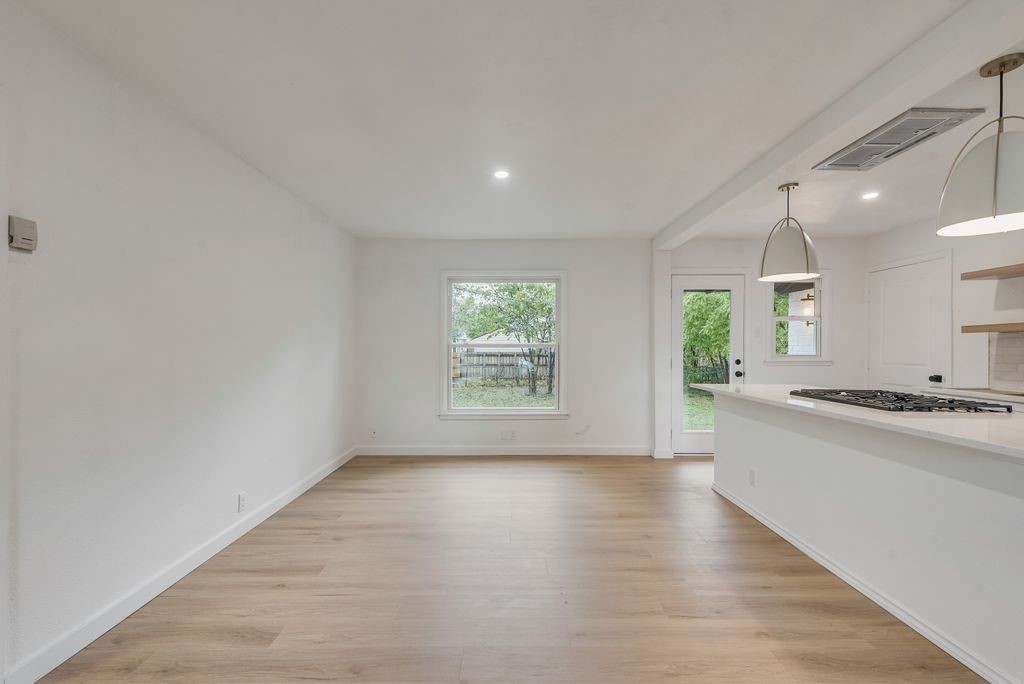10541 Fern Drive Dallas TX 75228