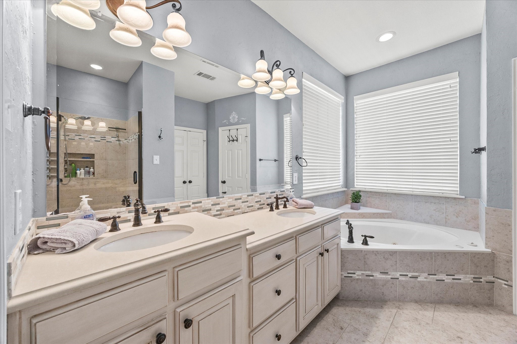 425 Chippendale Drive Heath TX 75032