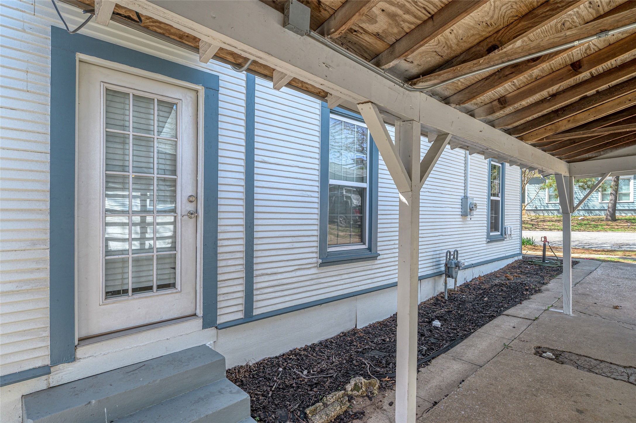 1231 W Main Street Denison TX 75020