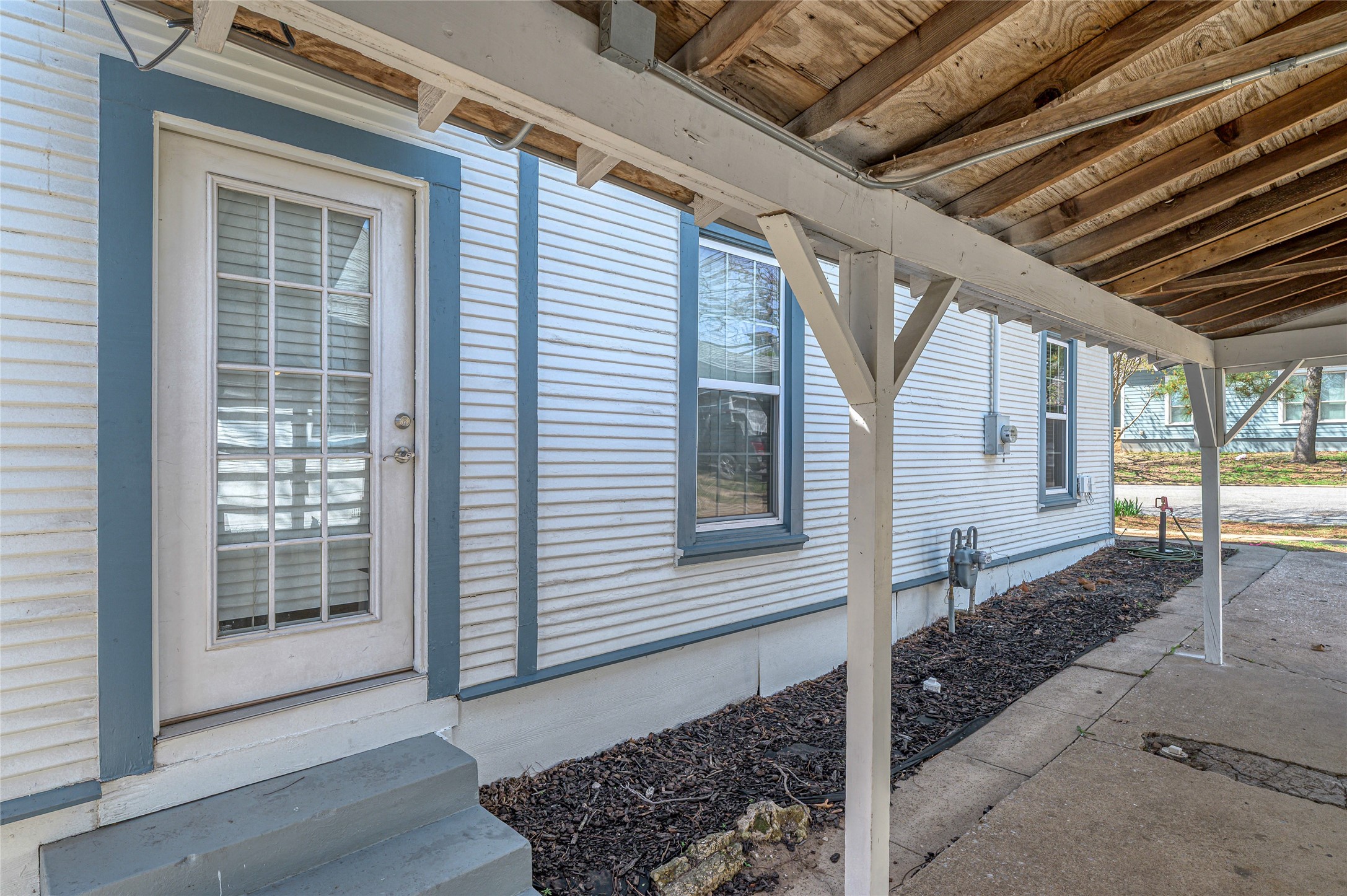 1231 W Main Street Denison TX 75020
