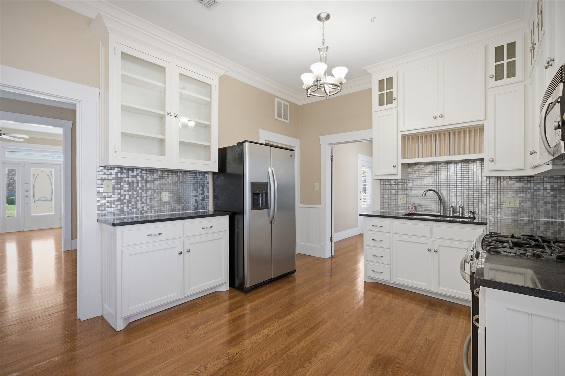 1231 W Main Street Denison TX 75020
