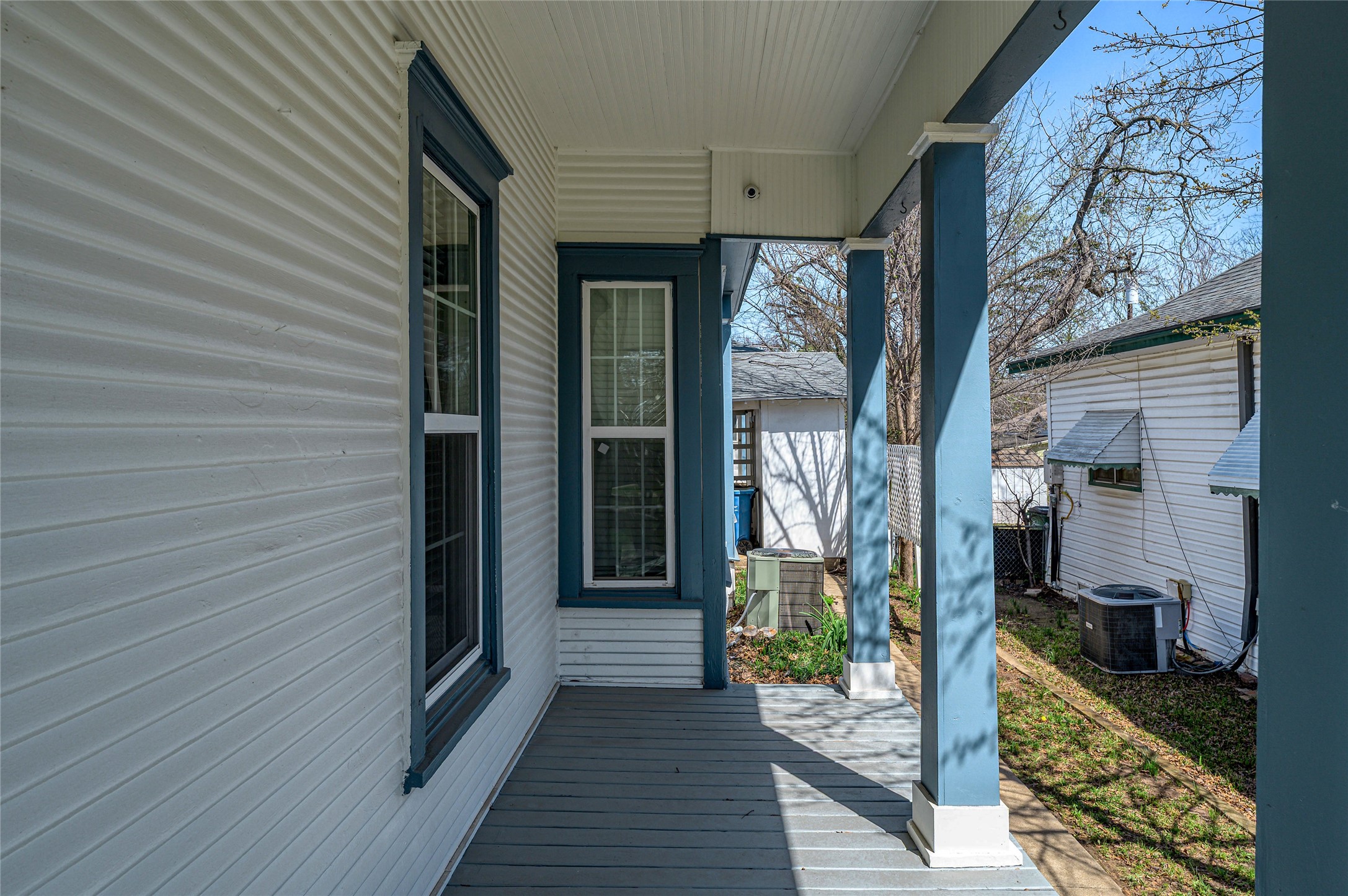 1231 W Main Street Denison TX 75020