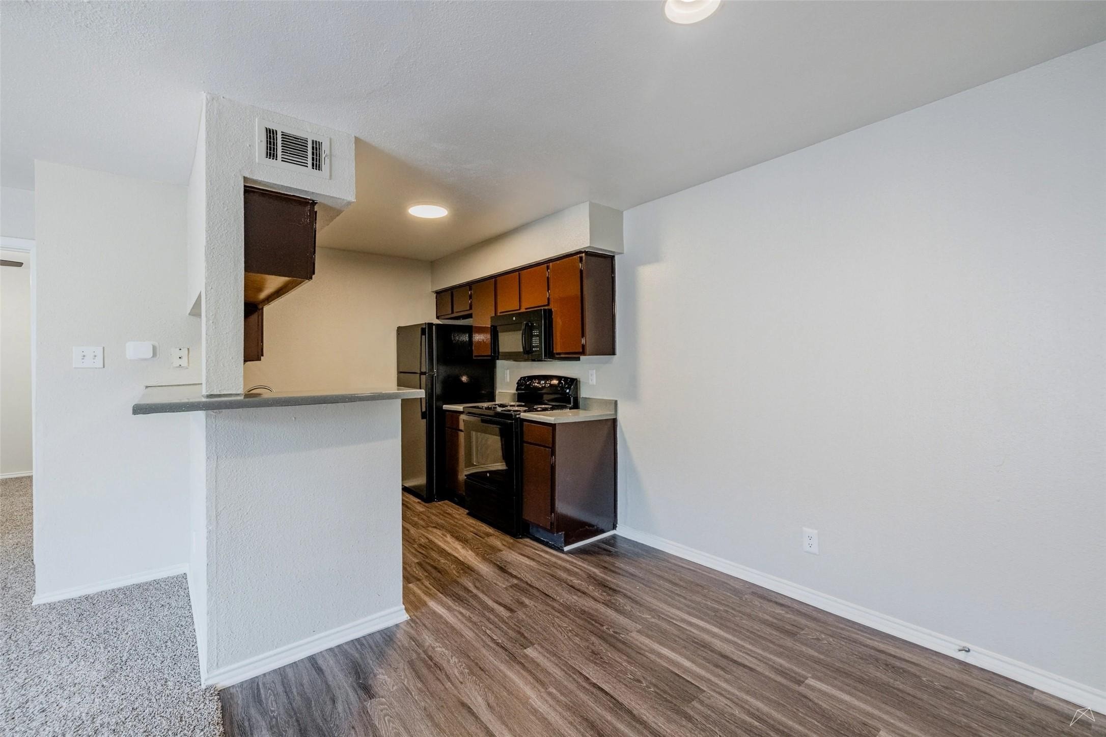 2809 W William Cannon Drive Austin TX 78745