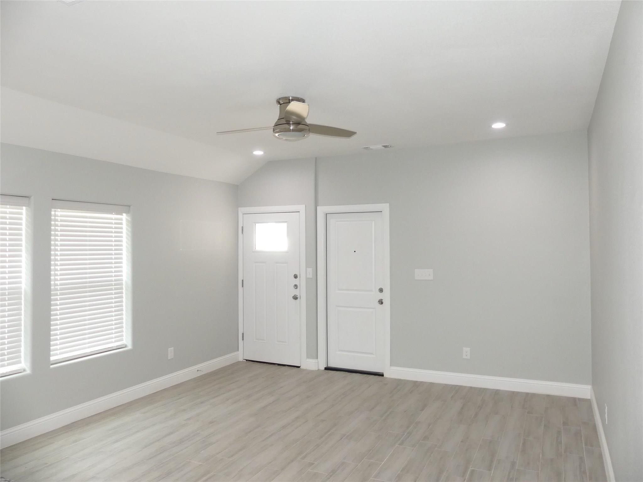 608 E College Street Sherman TX 75090