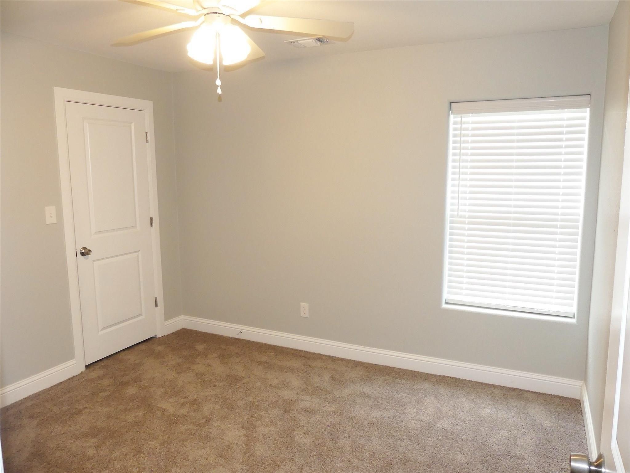 608 E College Street Sherman TX 75090