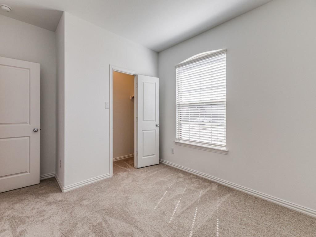1734 Courage Creek Crandall TX 75114