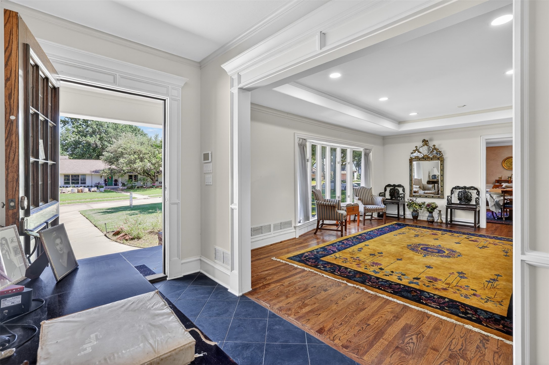 7141 Twin Tree Lane Dallas TX 75214