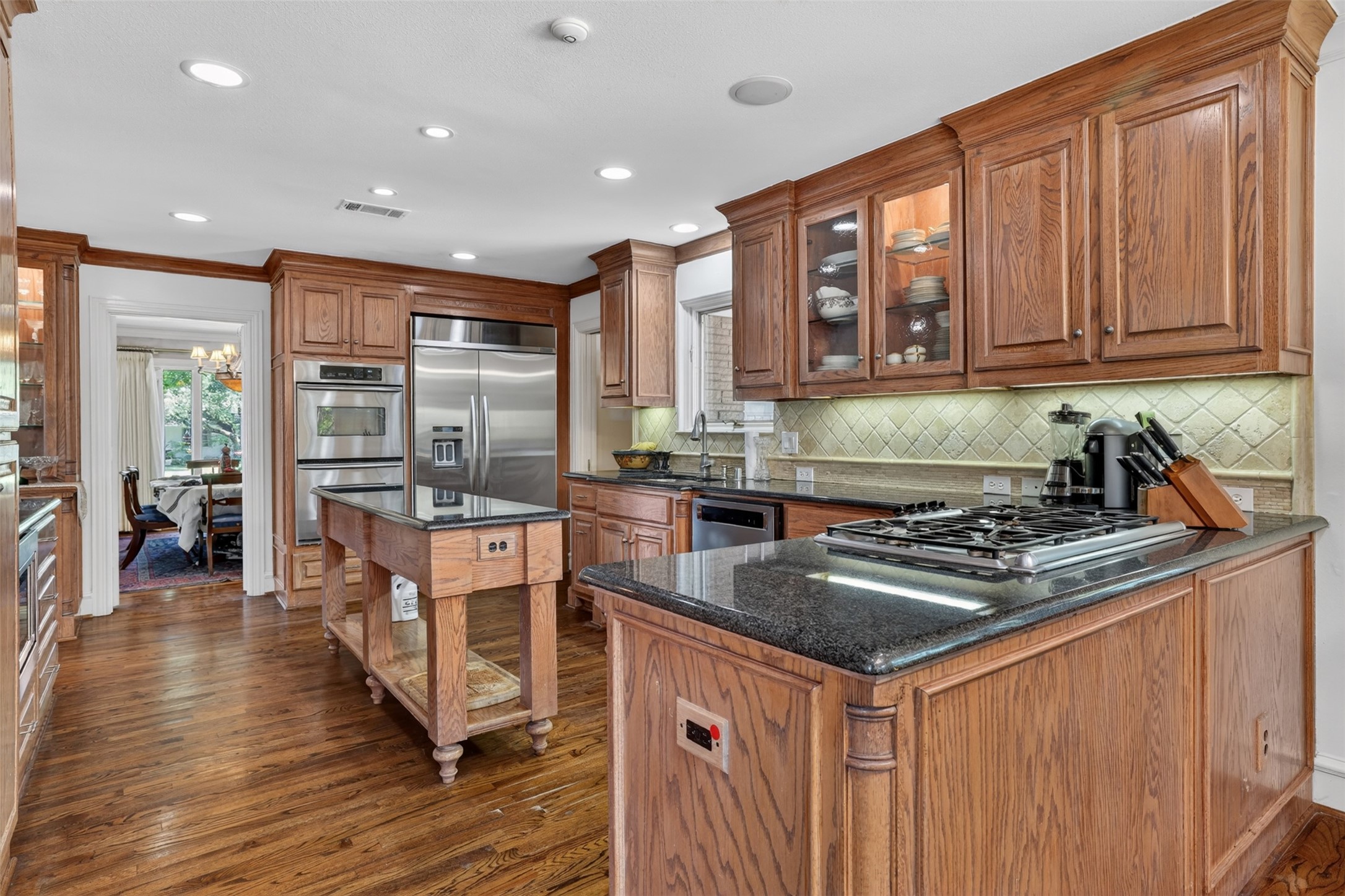 7141 Twin Tree Lane Dallas TX 75214