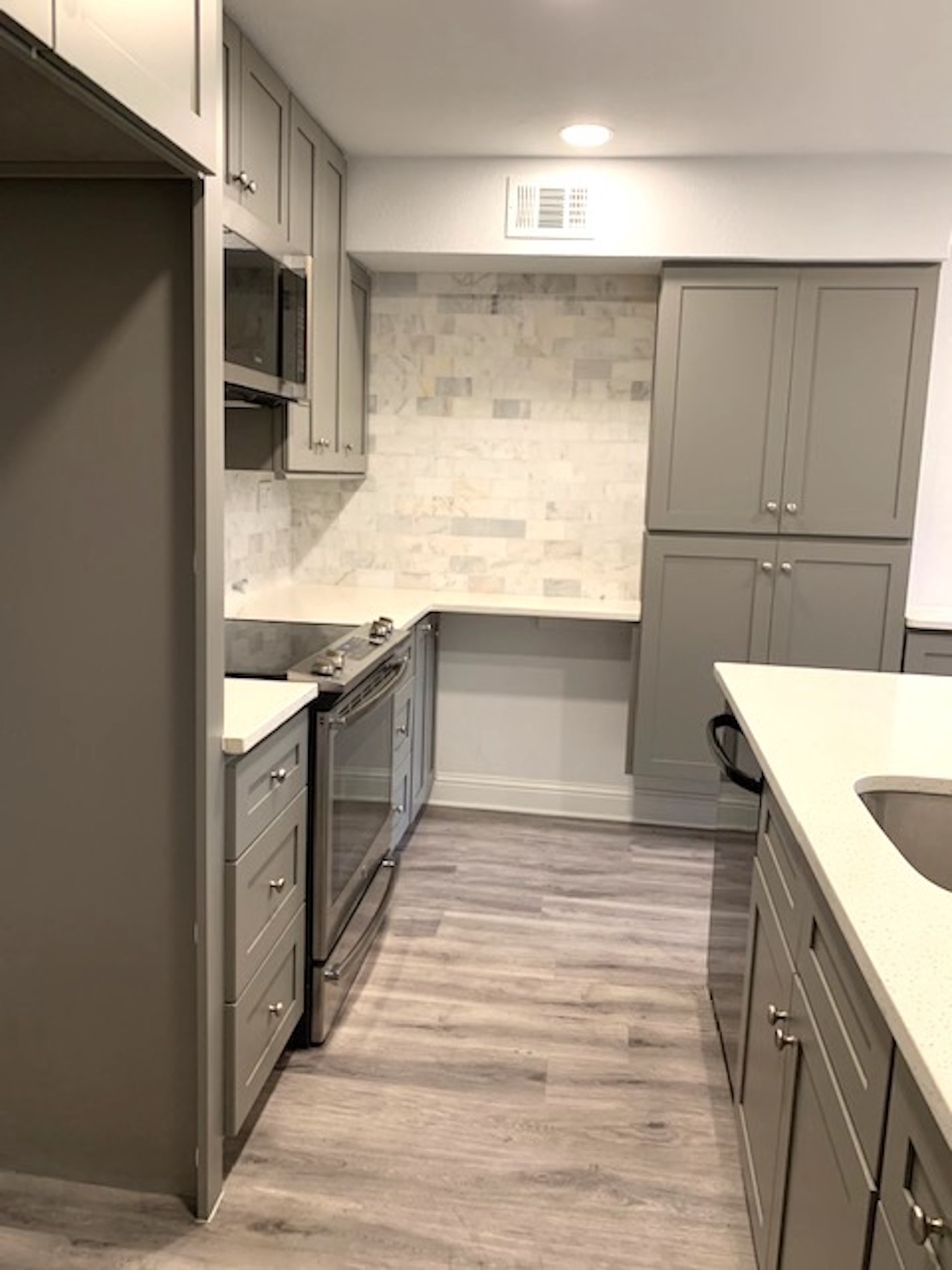 16301 Ledgemont Lane Addison TX 75001