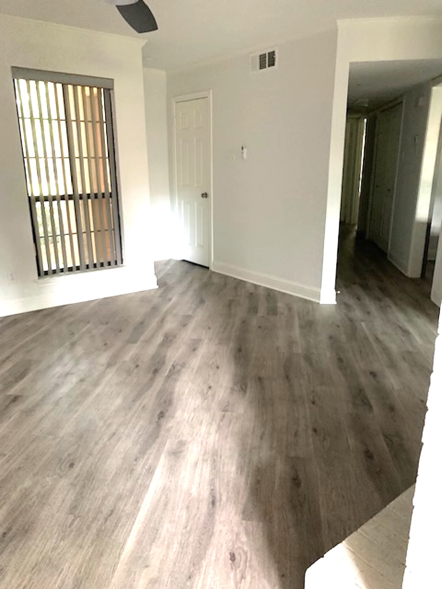 16301 Ledgemont Lane Addison TX 75001