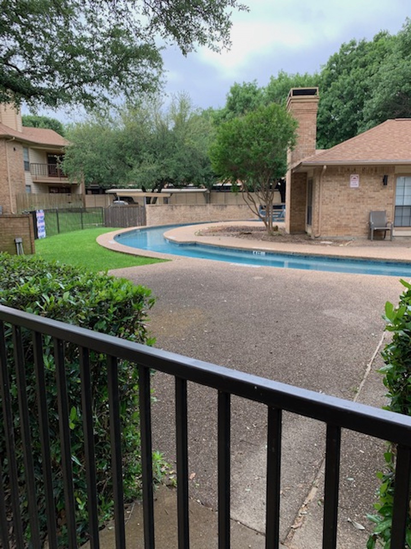 16301 Ledgemont Lane Addison TX 75001