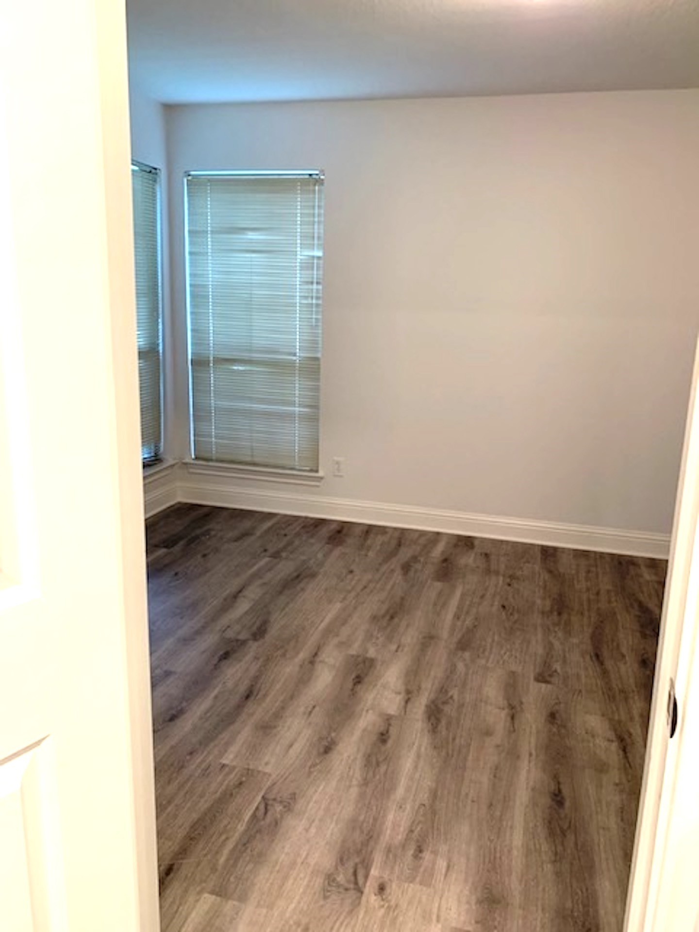16301 Ledgemont Lane Addison TX 75001