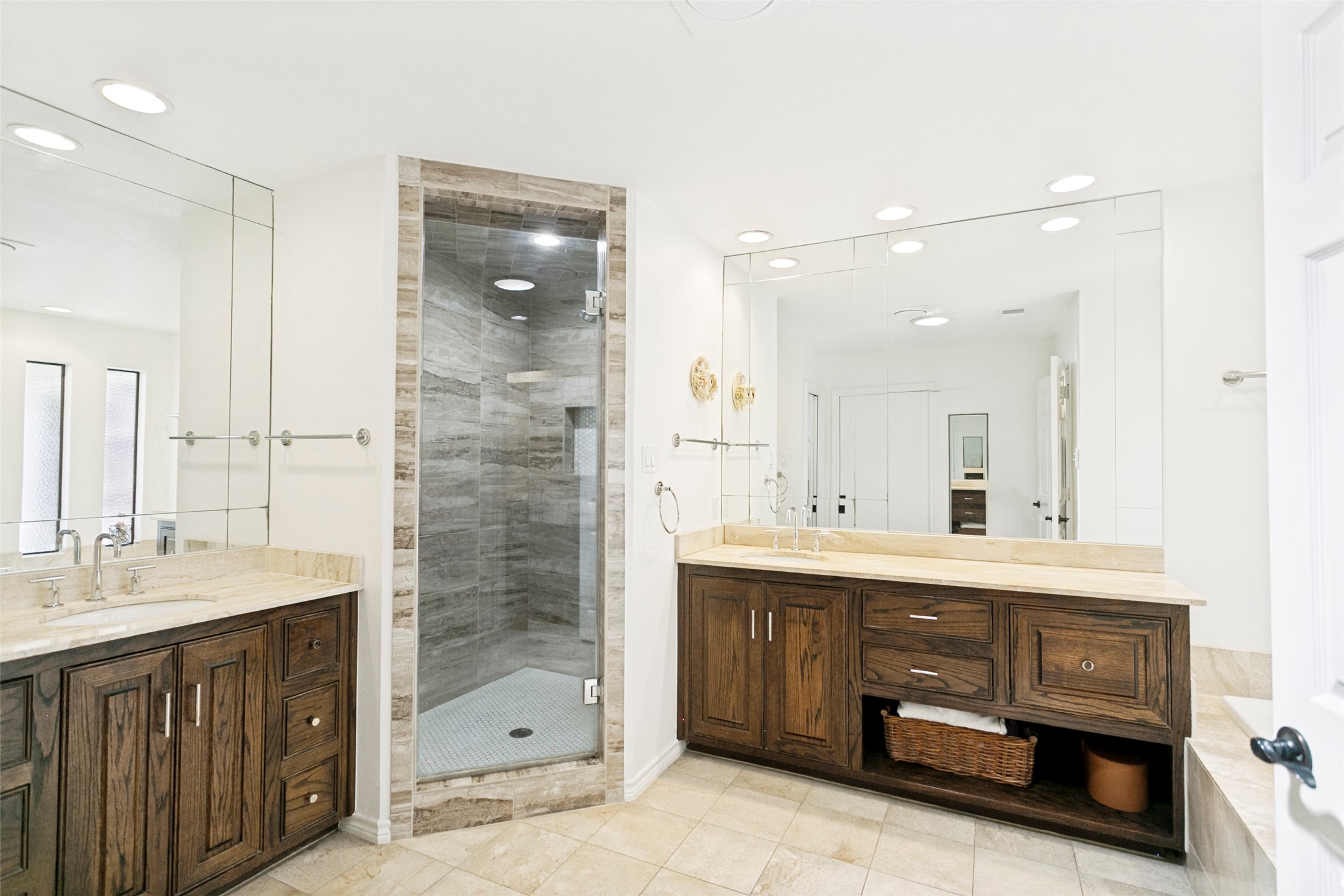 6010 Yellow Rock Trail Dallas TX 75248