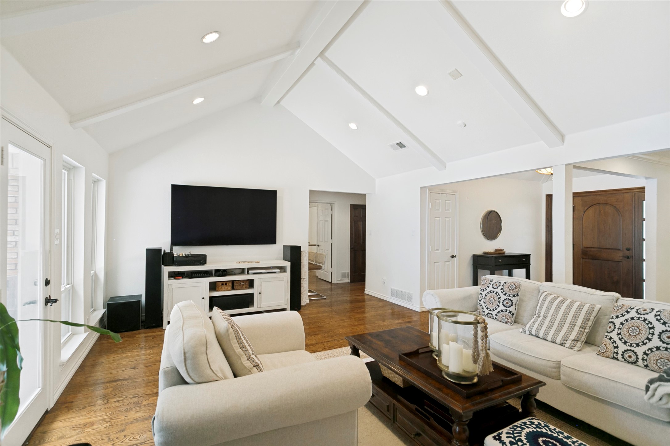 6010 Yellow Rock Trail Dallas TX 75248