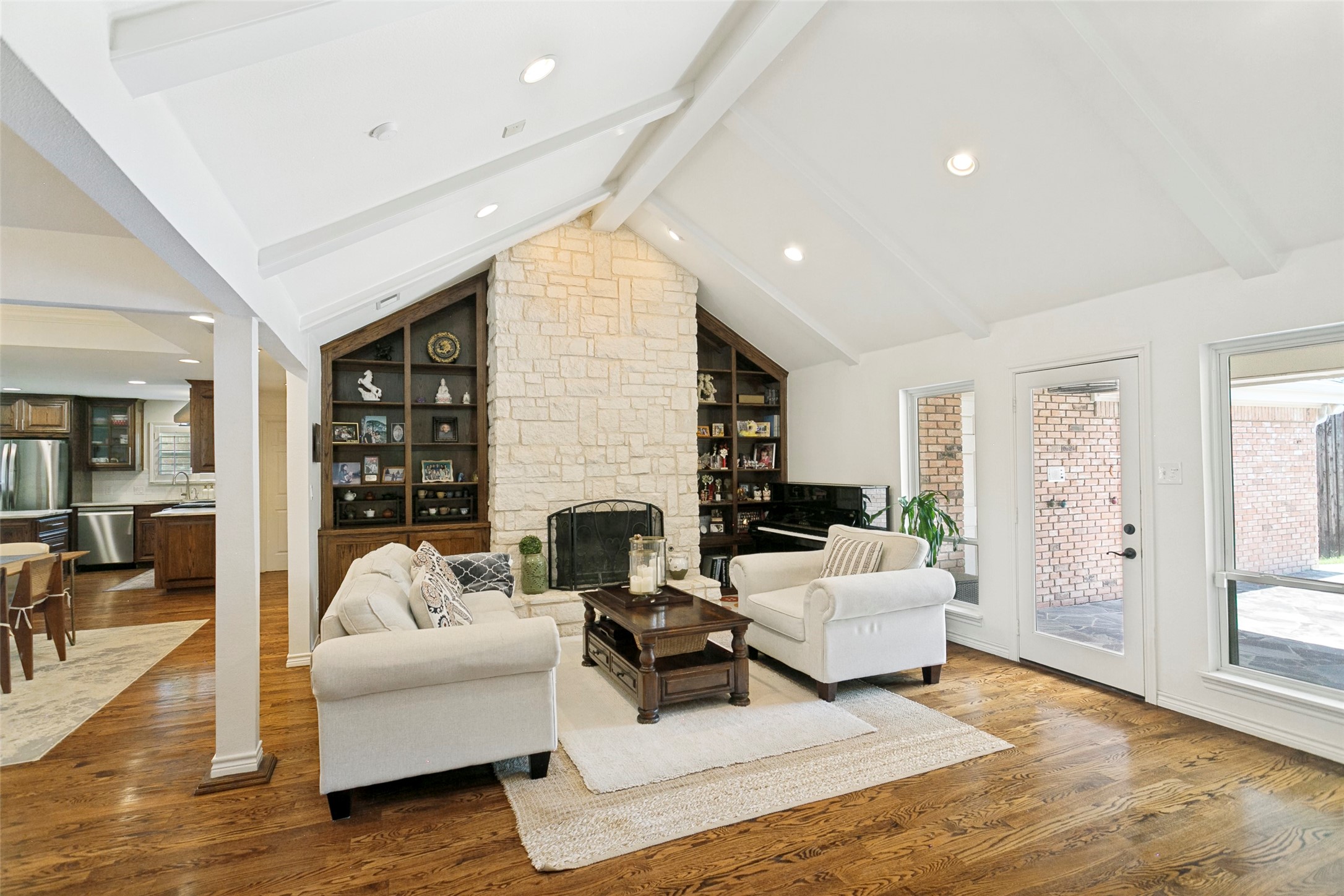6010 Yellow Rock Trail Dallas TX 75248