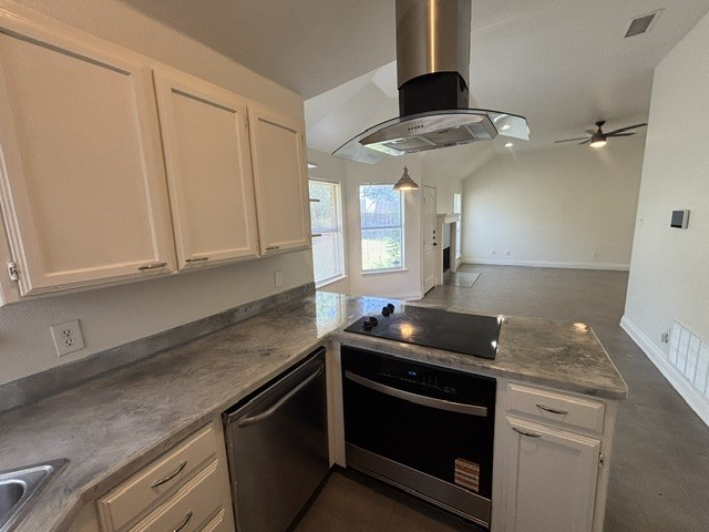 517 Meadowcrest Drive Burleson TX 76028