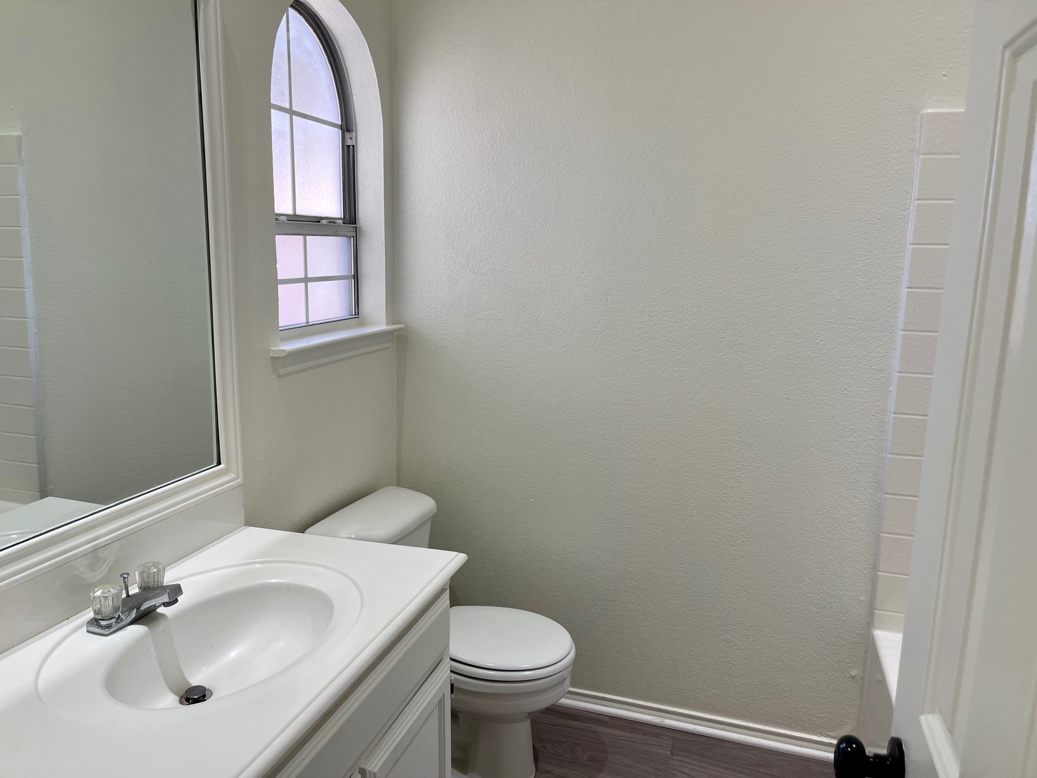 517 Meadowcrest Drive Burleson TX 76028