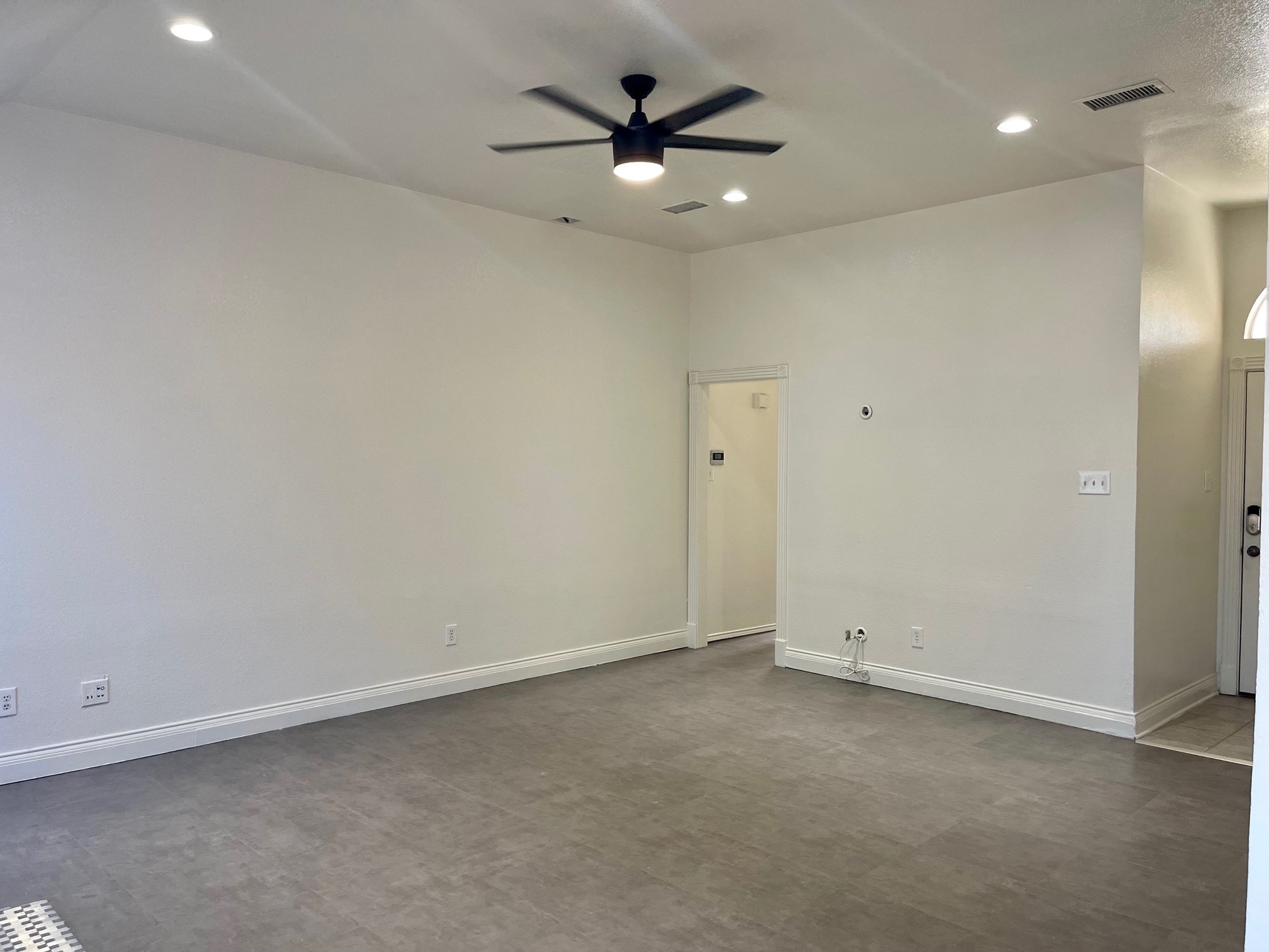 517 Meadowcrest Drive Burleson TX 76028
