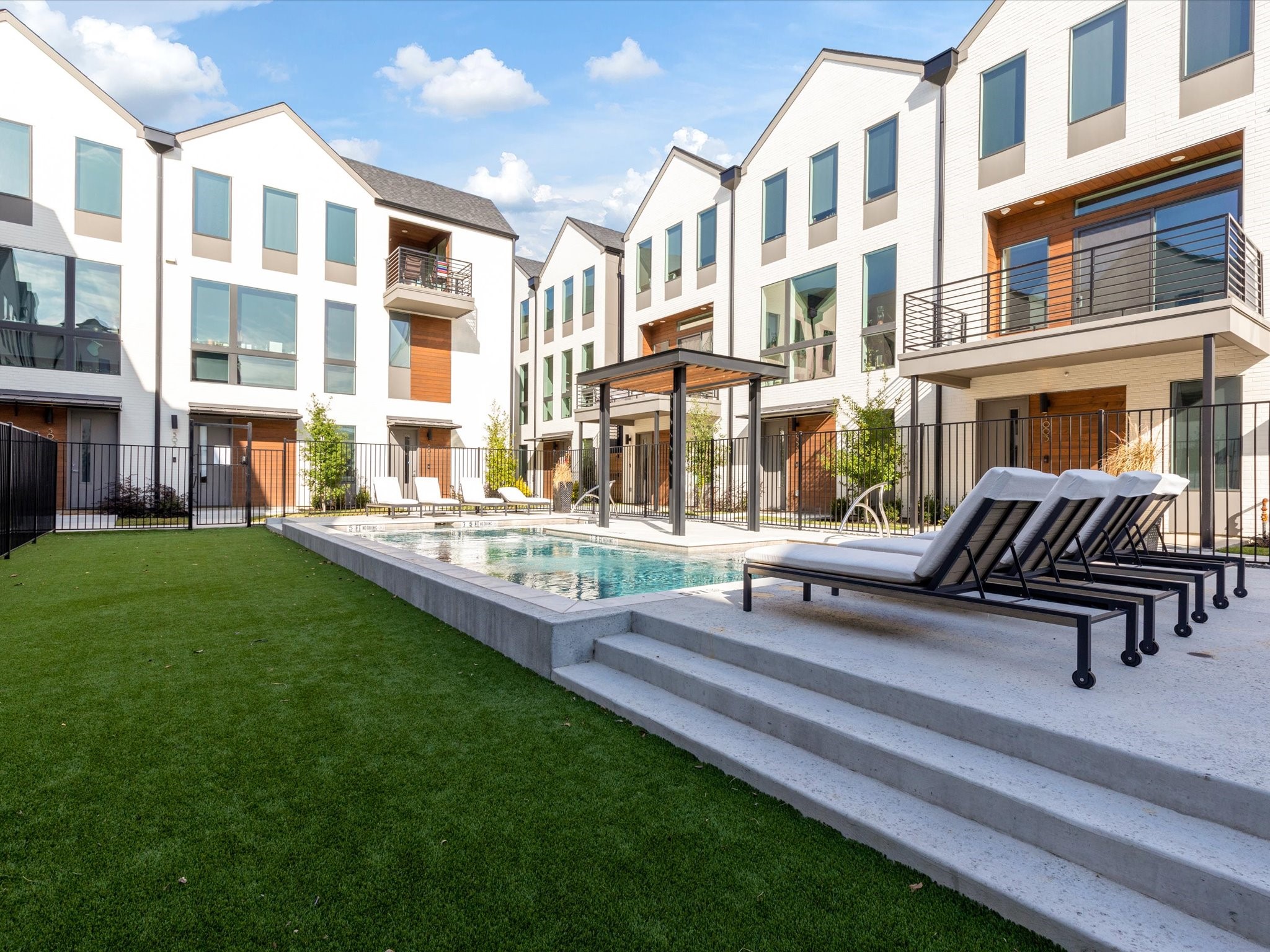 2128 Ashby Street Dallas TX 75204