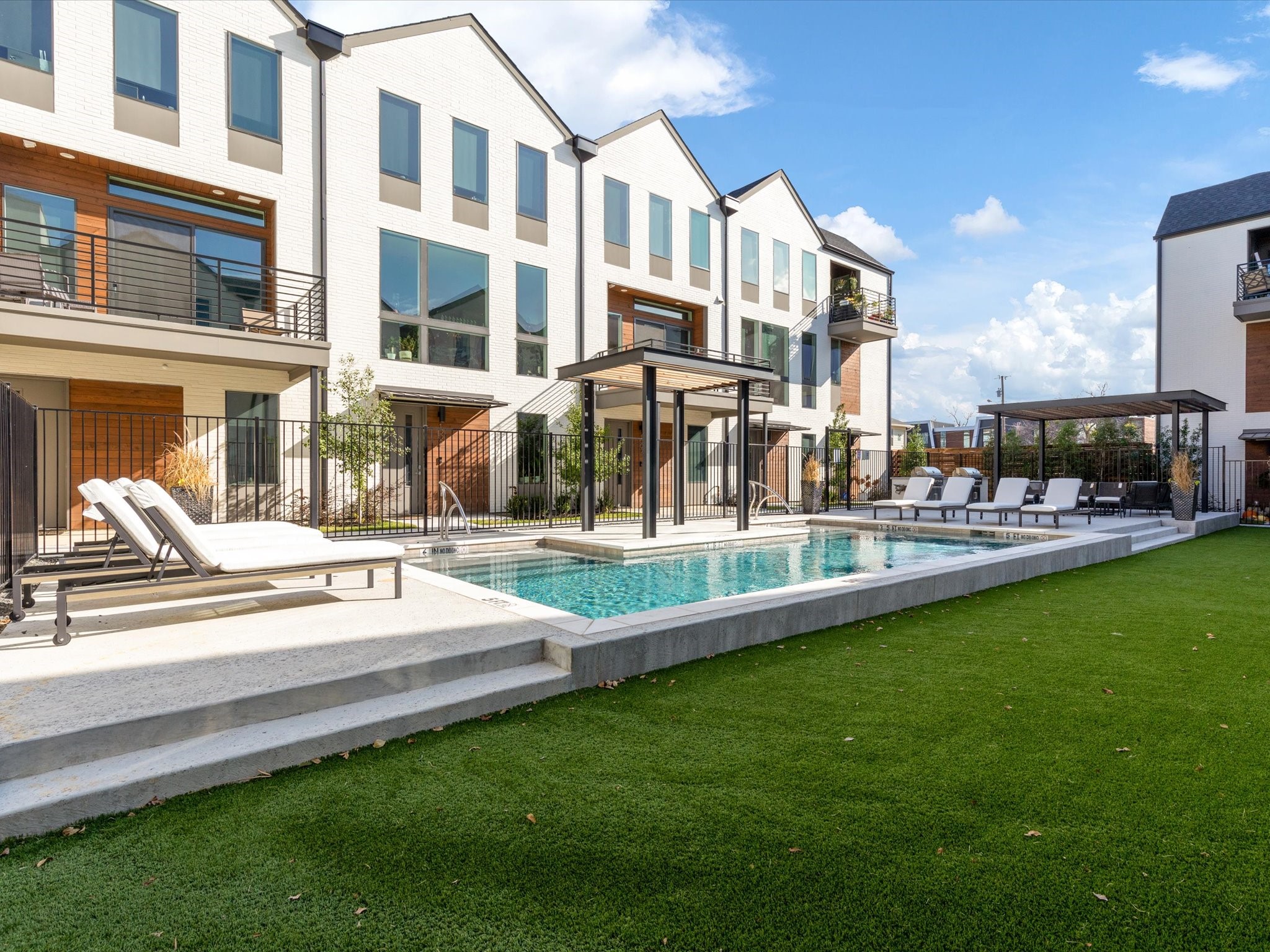 2128 Ashby Street Dallas TX 75204