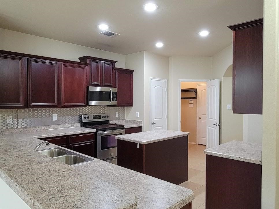 130 Meadow Crest Drive Princeton TX 75407