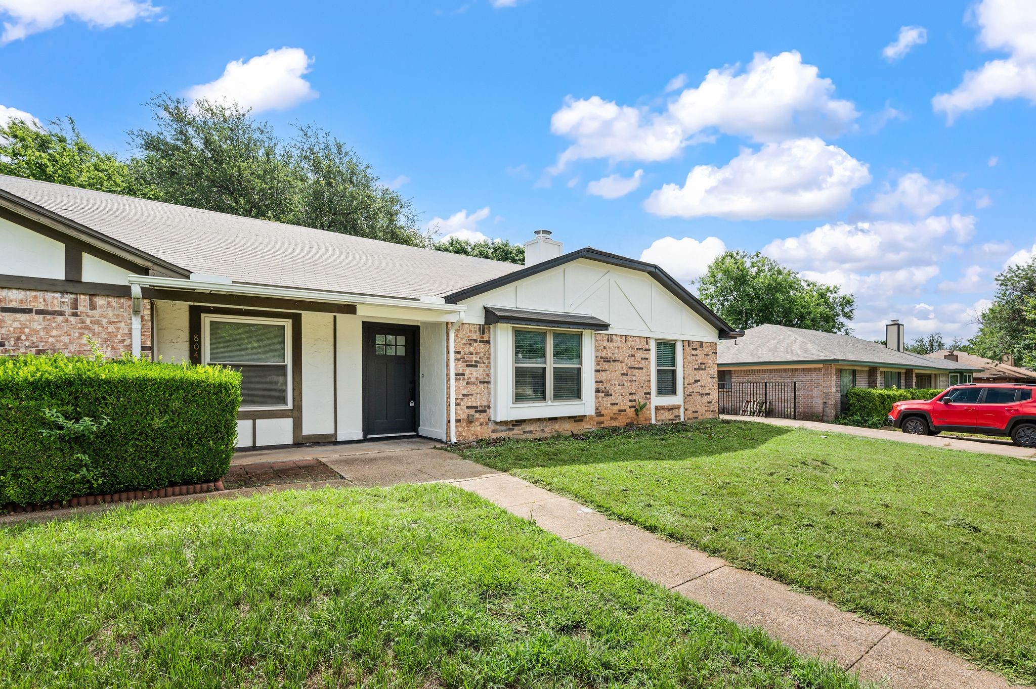 802 Rock Creek Drive Euless TX 76039