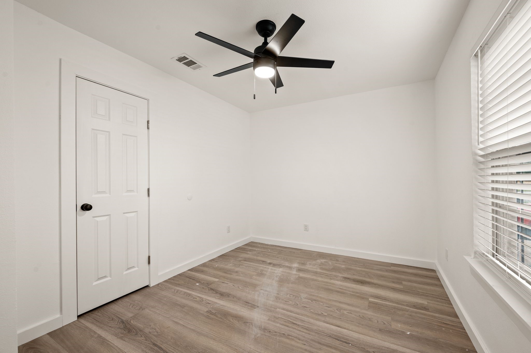 802 Rock Creek Drive Euless TX 76039