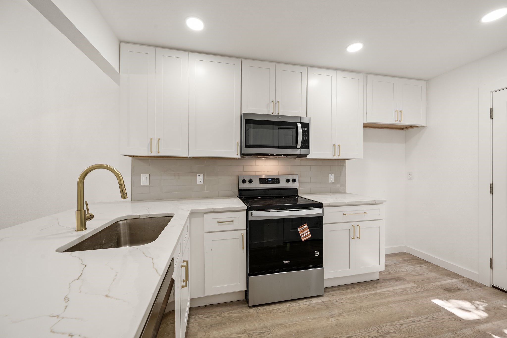 802 Rock Creek Drive Euless TX 76039